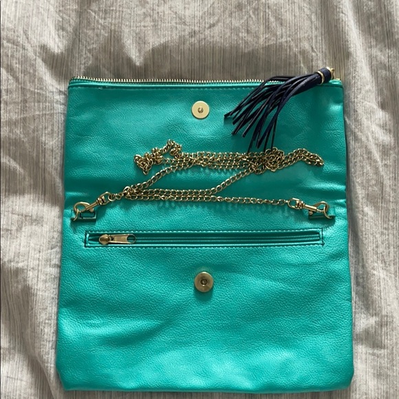 Purse - Picture 2 of 3